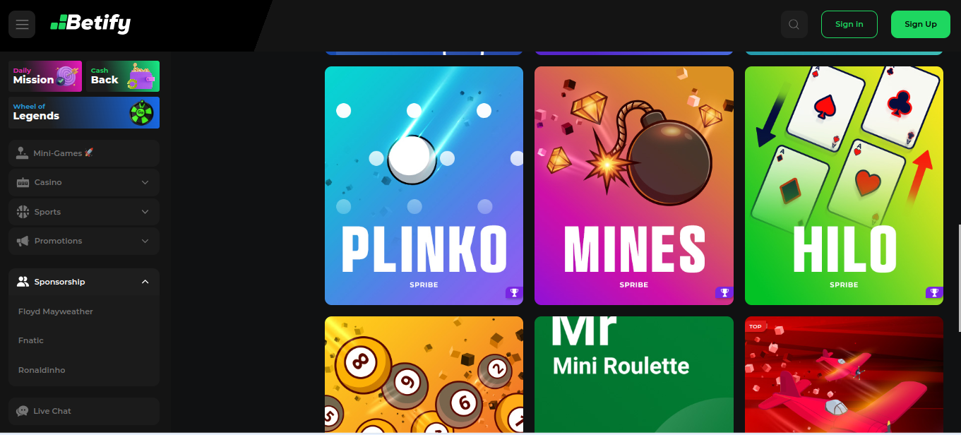 Betify کا منی گیمز سیکشن جس میں Plinko، Mines اور Hilo نظر آ رہے ہیں